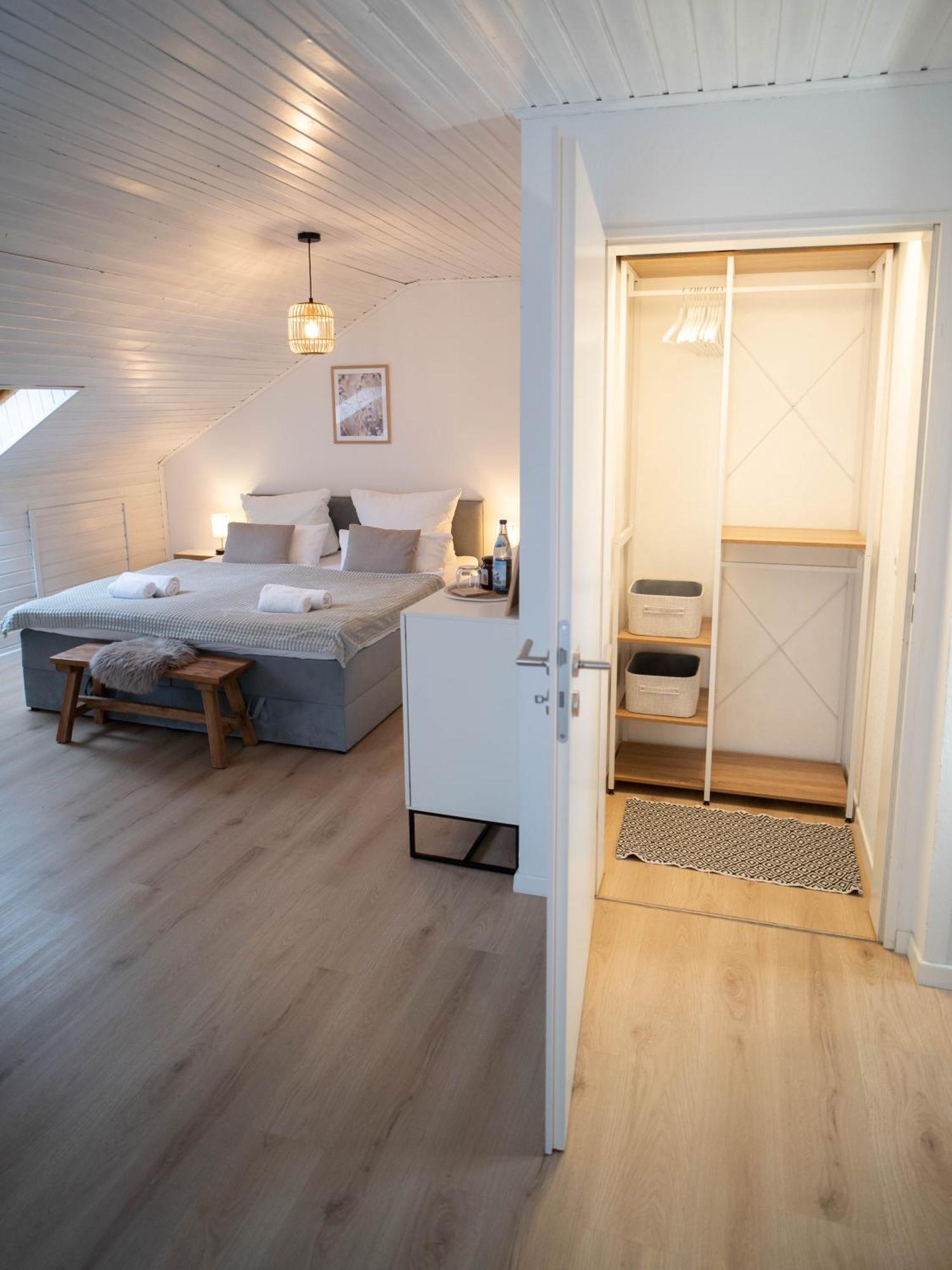 Charmantes Apartment Mit Balkon Mindelheim Luaran gambar